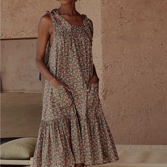 Doen Montana Dress. Liberty Fabric. Size L - Picture 5 of 9